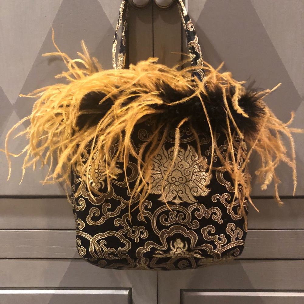 French floating feather purse